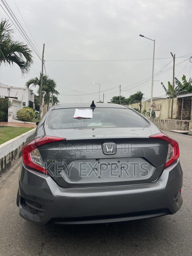 Honda Civic 2016 Gray