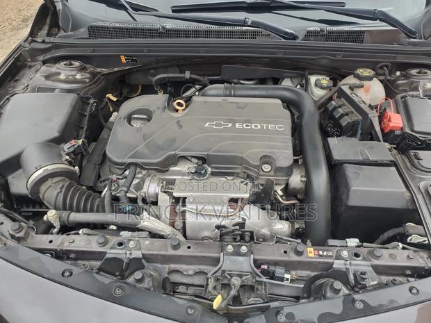 Chevrolet Malibu L 2017 Gray