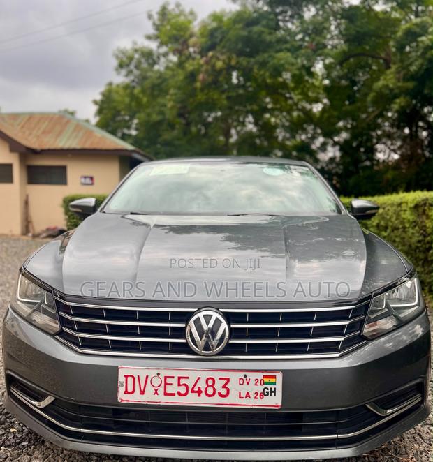 Volkswagen Passat 2015 Silver