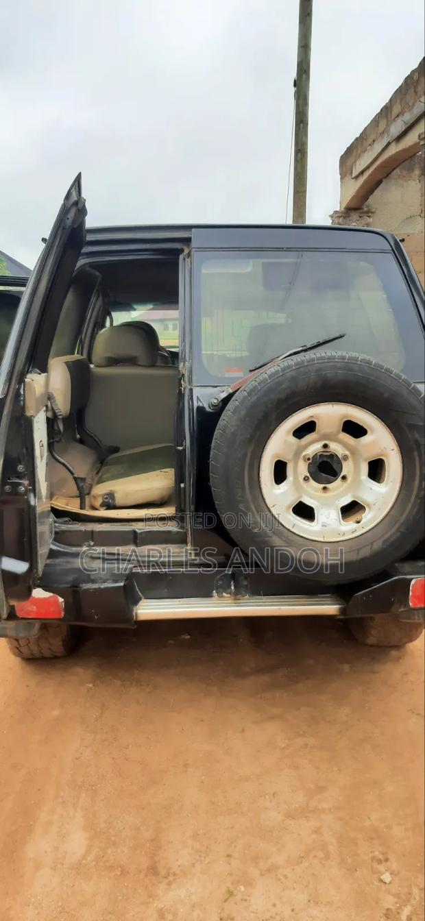 Nissan Patrol 2001 Black