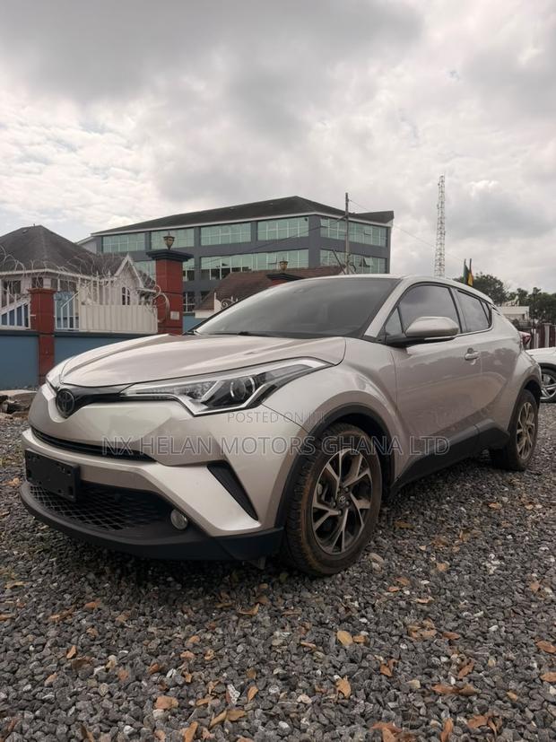 Toyota C-HR 2020 Gold