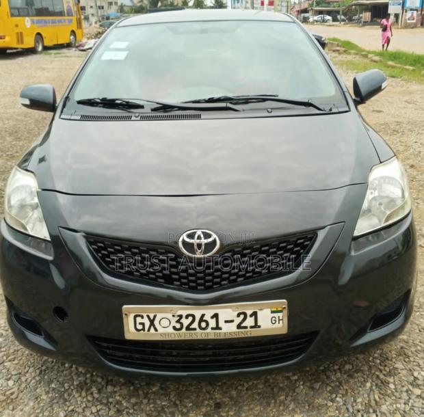 Toyota Belta 2010 Black