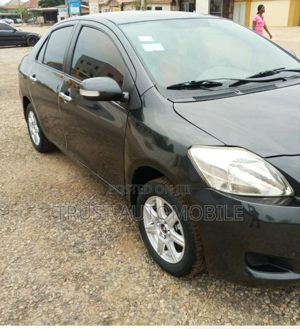 Toyota Belta 2010 Black