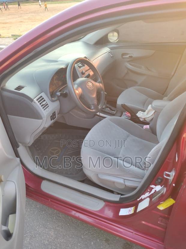 Toyota Corolla 2010 Red