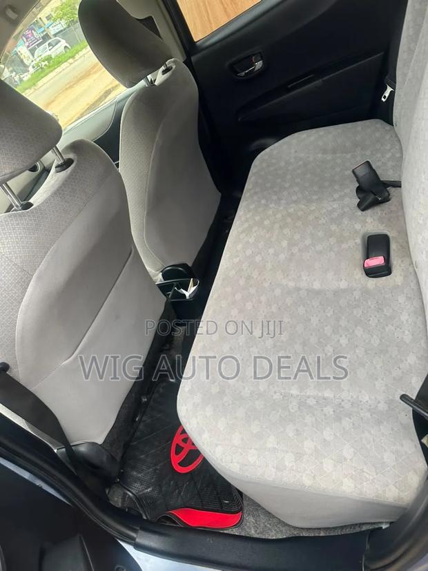 Toyota Vitz 2013 Ivory