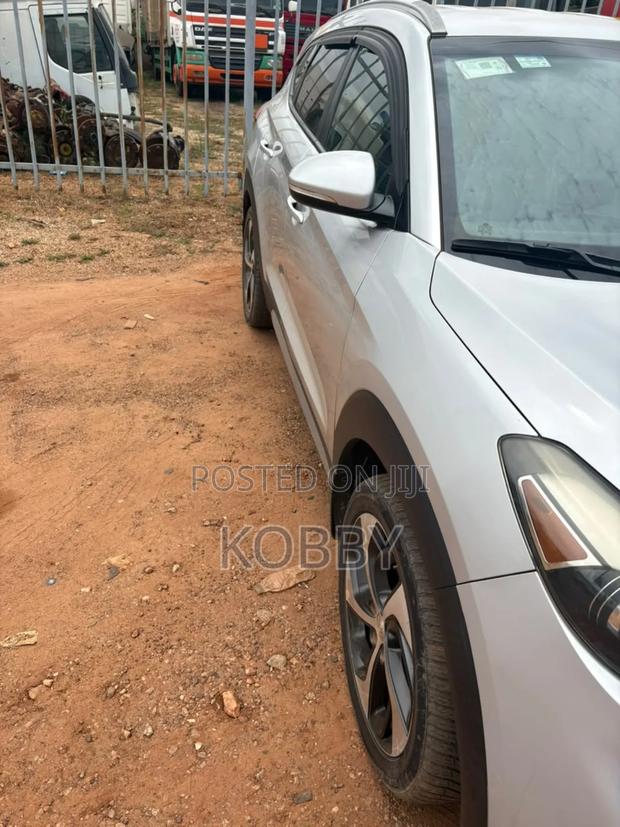 Hyundai Tucson Sport AWD 2019 Gray