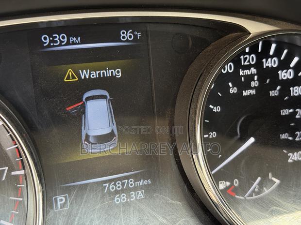 Nissan Rogue SL 4dr SUV AWD (2.5L 4cyl CVT) 2015 Gray