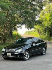 Mercedes-Benz C200 2006 Black for sale