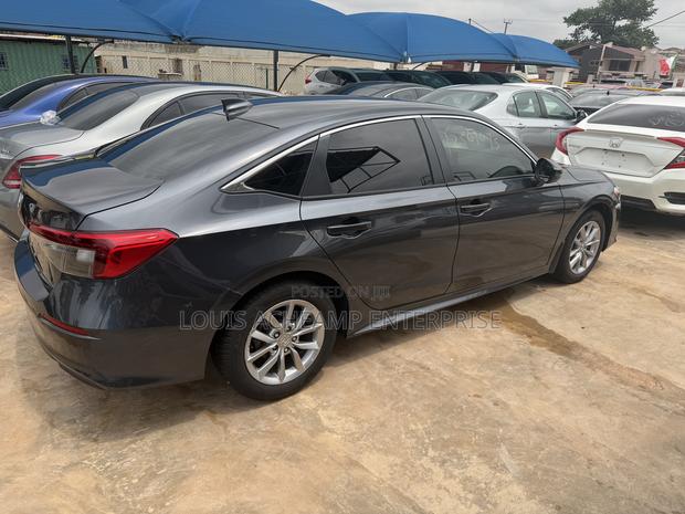 Honda Civic Sport CVT 2024 Gray