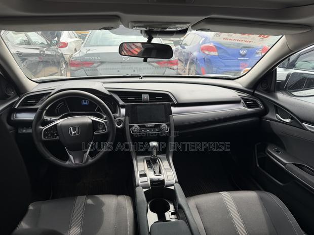 Honda Civic EX 4dr Sedan (1.5L 4cyl) 2016 White
