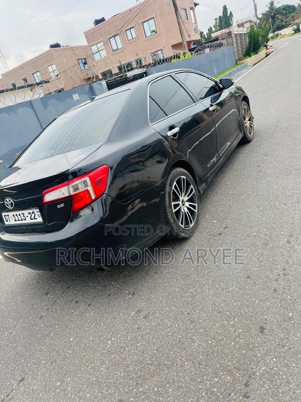 Toyota Camry SE 4dr Sedan (2.5L 4cyl 6A) 2014 Black