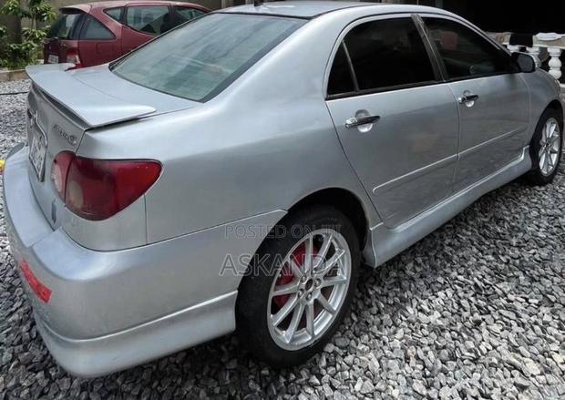 Toyota Corolla 1.8 VVTL-i TS 2007 Silver