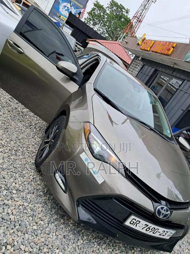 Toyota Corolla LE Eco (1.8L 4cyl 2A) 2019 Matt Black