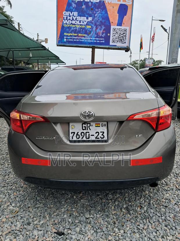 Toyota Corolla LE Eco (1.8L 4cyl 2A) 2019 Matt Black