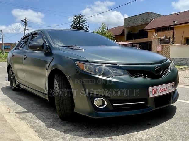 Toyota Camry 2014