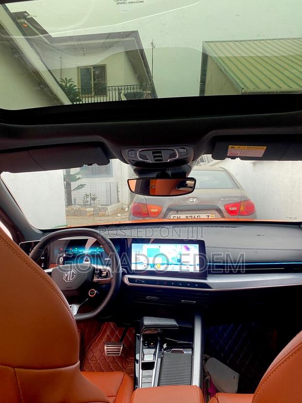 MG MG3 2022 Orange
