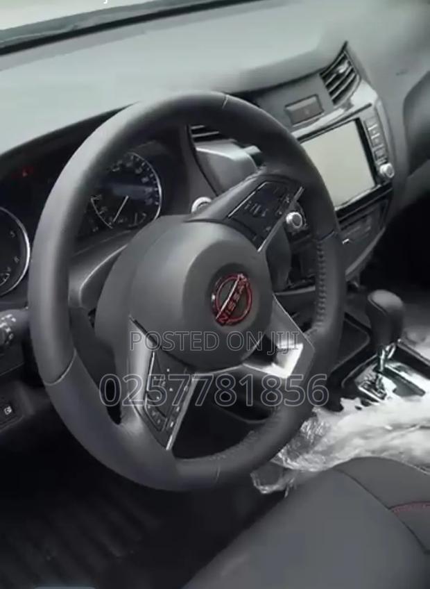 New Nissan Navara 2025 Black