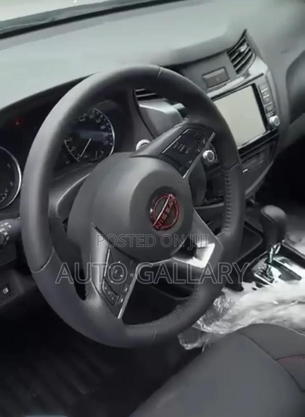 New Nissan Navara 2025 Black