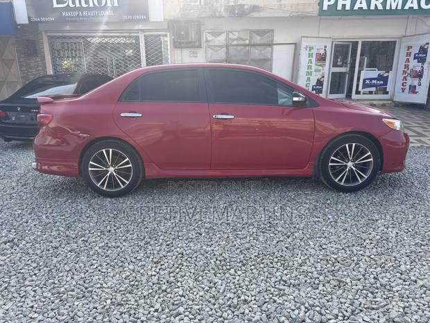 Toyota Corolla 2013 Red