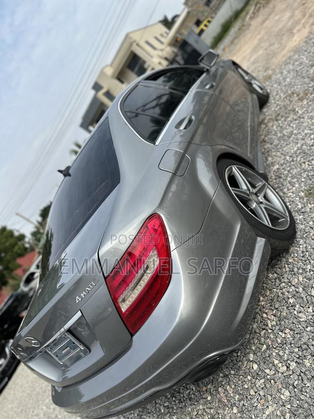 Mercedes-Benz C300 Sport 4Matic Sedan AWD (3.5L 6cyl 7A) 2013 Gray