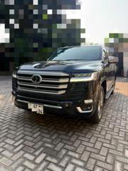 Toyota Land Cruiser LC300 2024 Black for sale