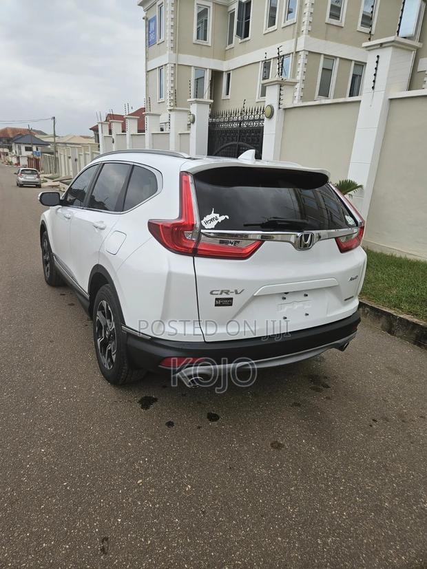 Honda CR-V 2019 White