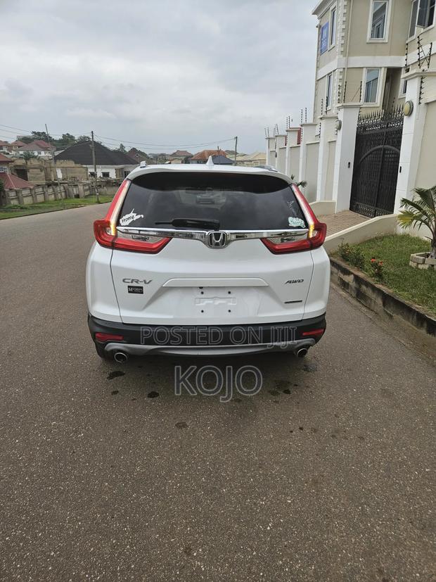 Honda CR-V 2019 White