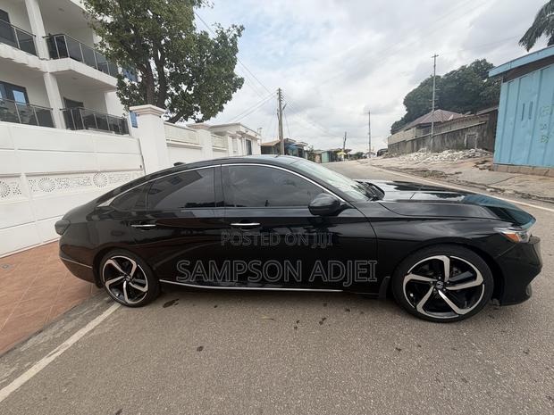 Honda Accord 2019 Black
