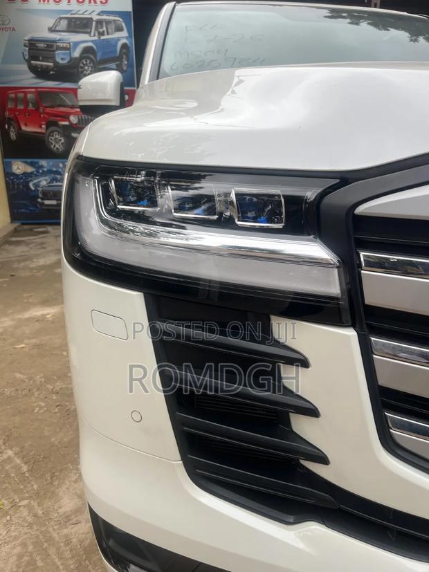 New Toyota Land Cruiser 2024 White