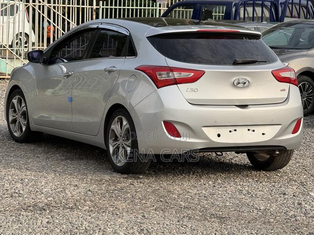 Hyundai i30 1.6 2012 Silver