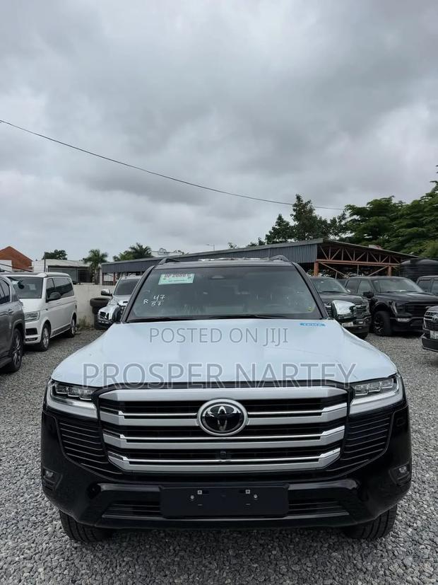 New Toyota Land Cruiser 2026 Black