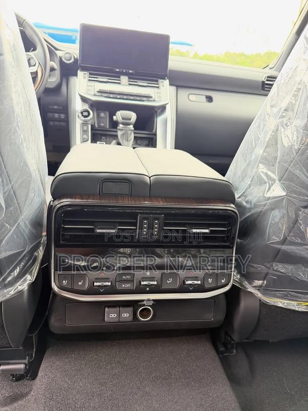 New Toyota Land Cruiser 2026 Black