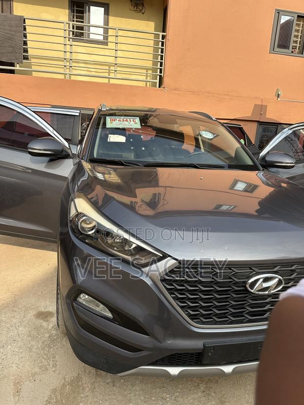 Hyundai Tucson SE FWD 2017 Gray