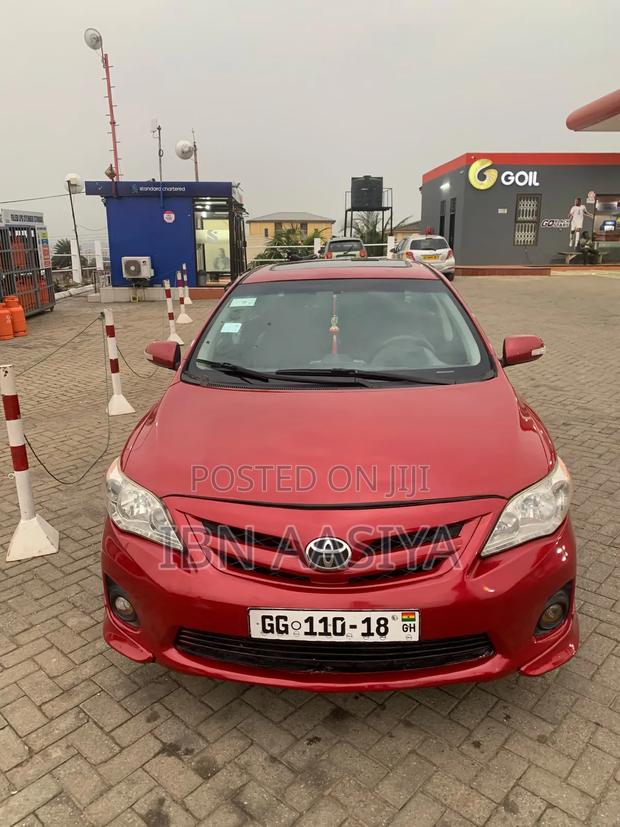 Toyota Corolla 2013 Red