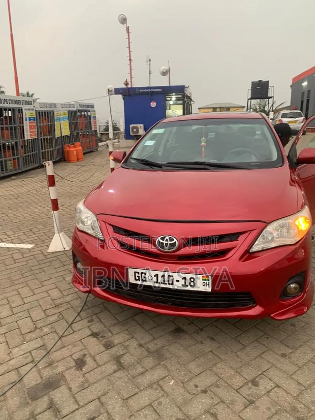 Toyota Corolla 2013 Red