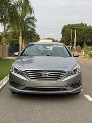 Hyundai Sonata Base Sedan FWD (2.4L 4cyl 6A) 2017 Silver for sale