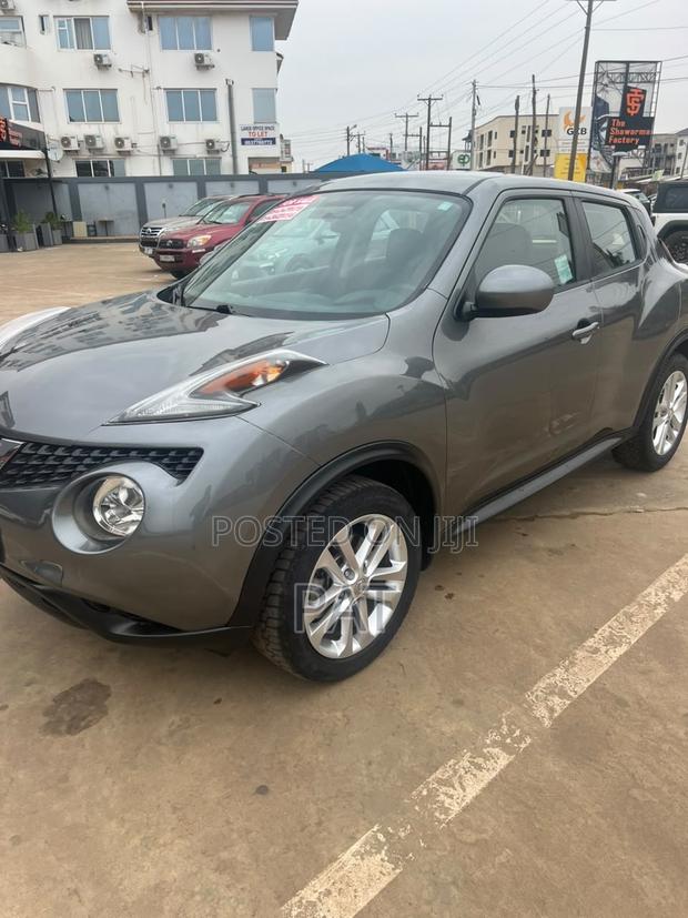 Nissan Juke S AWD 2017 Gray