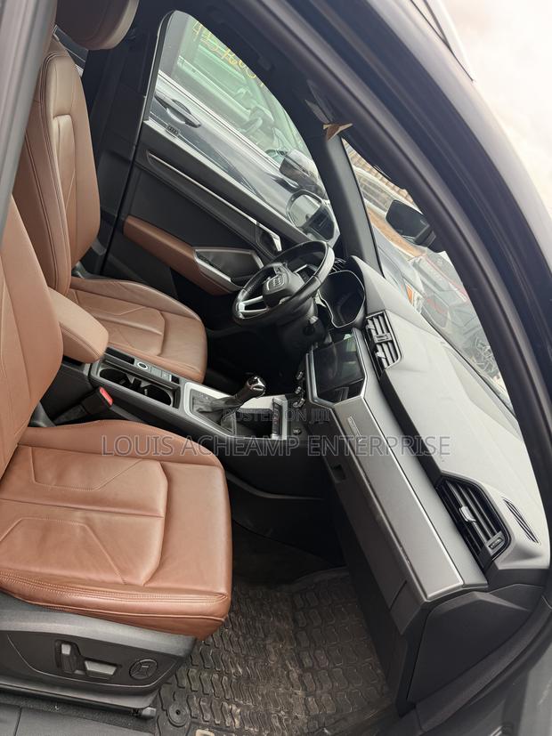 Audi Q3 2020 Black