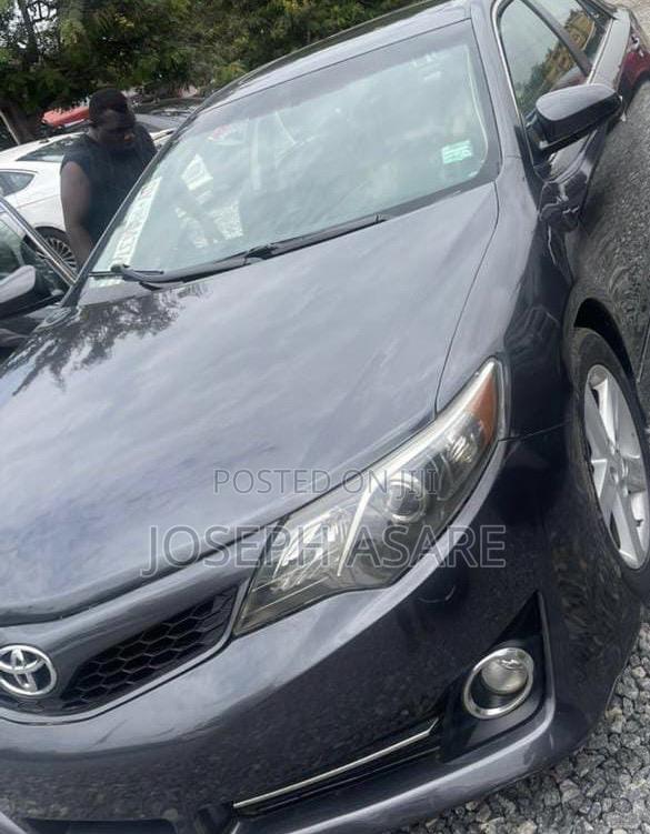 Toyota Camry 2014