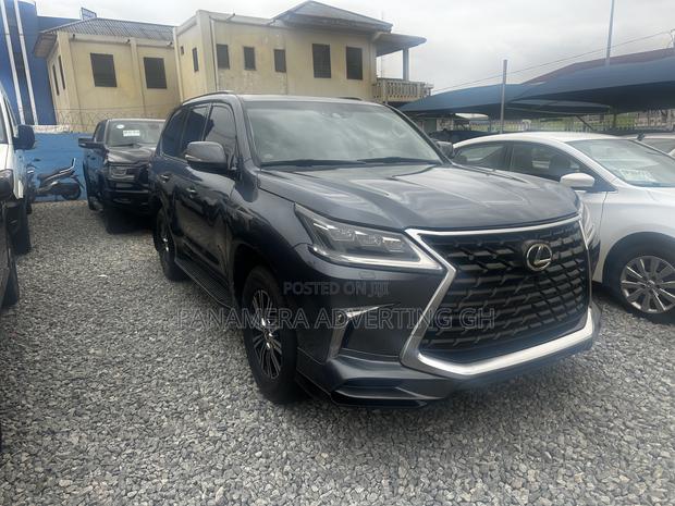 Lexus LX 570 AWD 2020 Gray