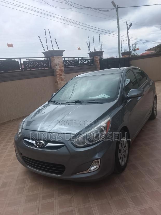 Hyundai Accent SE Sedan 2017 Gray