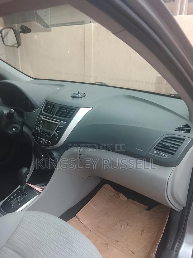 Hyundai Accent SE Sedan 2017 Gray