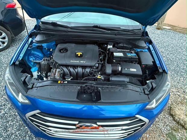 Hyundai Elantra 2018 Blue