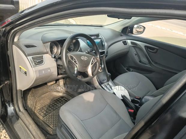 Hyundai Elantra 2012 Black