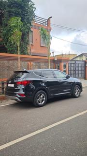 Hyundai Santa Fe SE AWD 2017 Gray for sale