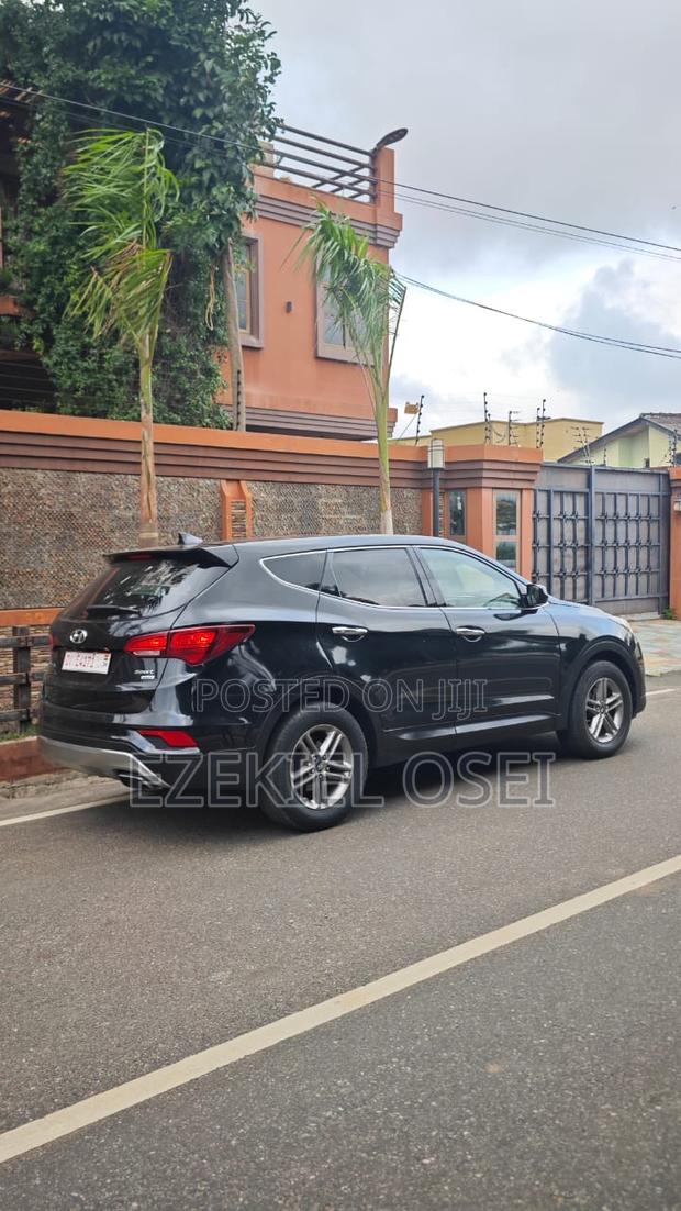 Hyundai Santa Fe SE AWD 2017 Gray