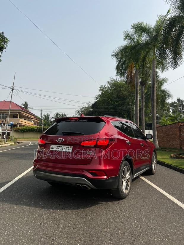 Hyundai Santa Fe Limited 4dr SUV AWD (3.3L 6cyl 6A) 2015 Red