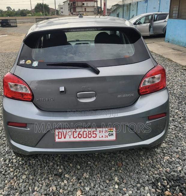 Mitsubishi Mirage LE 2019 Silver