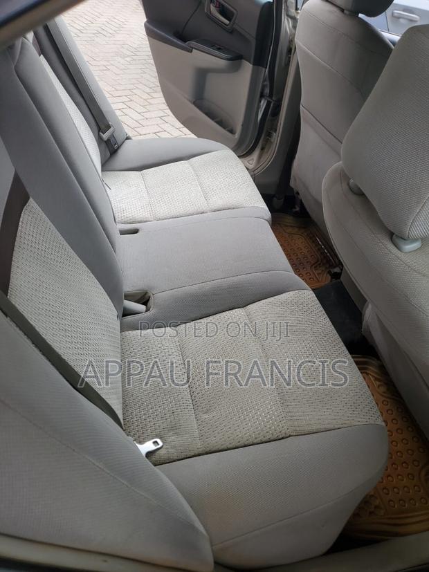 Toyota Camry LE 4dr Sedan (2.5L 4cyl 6A) 2012 Silver