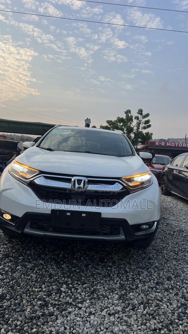 Honda CR-V Touring 4dr SUV AWD (1.5L 4cyl CVT) 2017 White